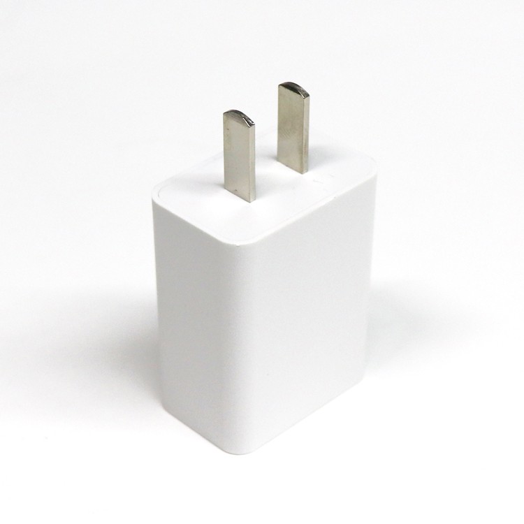 TC-M4A1--Single USB wall charger with CE