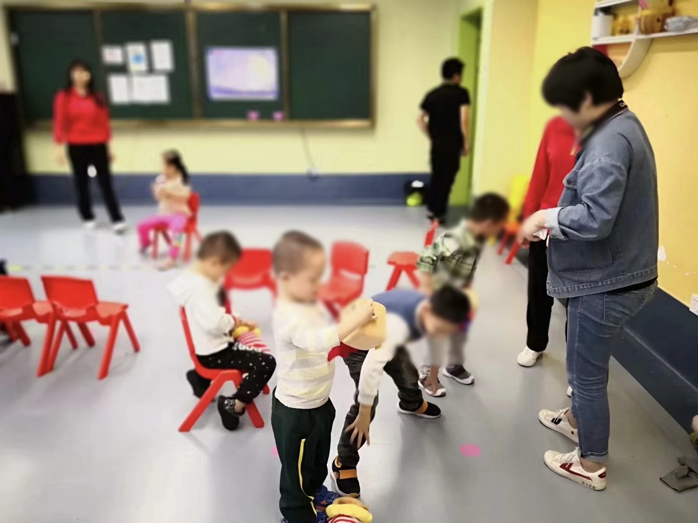 Walk hand in hand and pass on love——SUNDA(图1) 6638f11a78356ed5214a7b4e86df05b.jpg